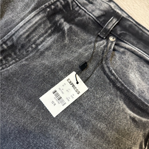 •EXPRESS• HIGH RISE STRAIGHT ANKLE JEANS - Picture 4 of 8